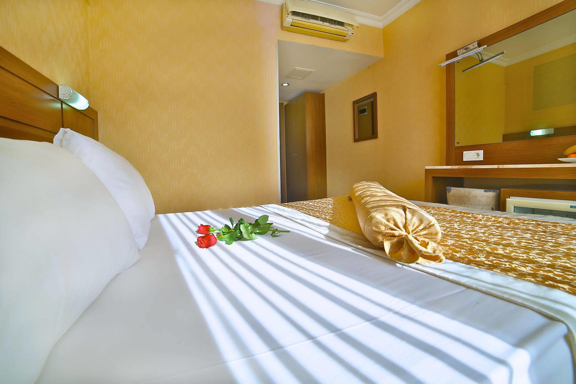 The Center Hotel Стамбул Екстер'єр фото